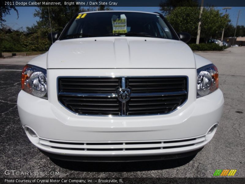 Bright White / Dark Slate Gray 2011 Dodge Caliber Mainstreet