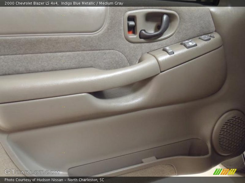 Indigo Blue Metallic / Medium Gray 2000 Chevrolet Blazer LS 4x4
