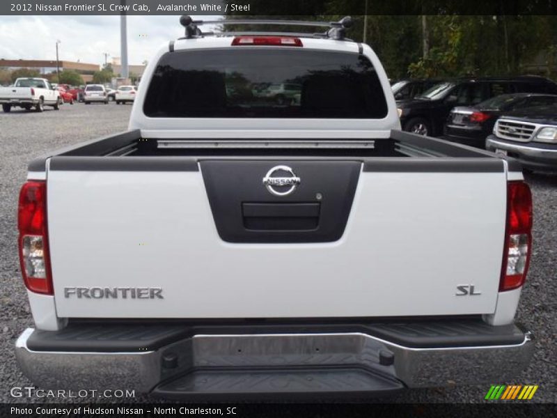 Avalanche White / Steel 2012 Nissan Frontier SL Crew Cab