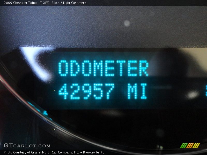 Black / Light Cashmere 2009 Chevrolet Tahoe LT XFE