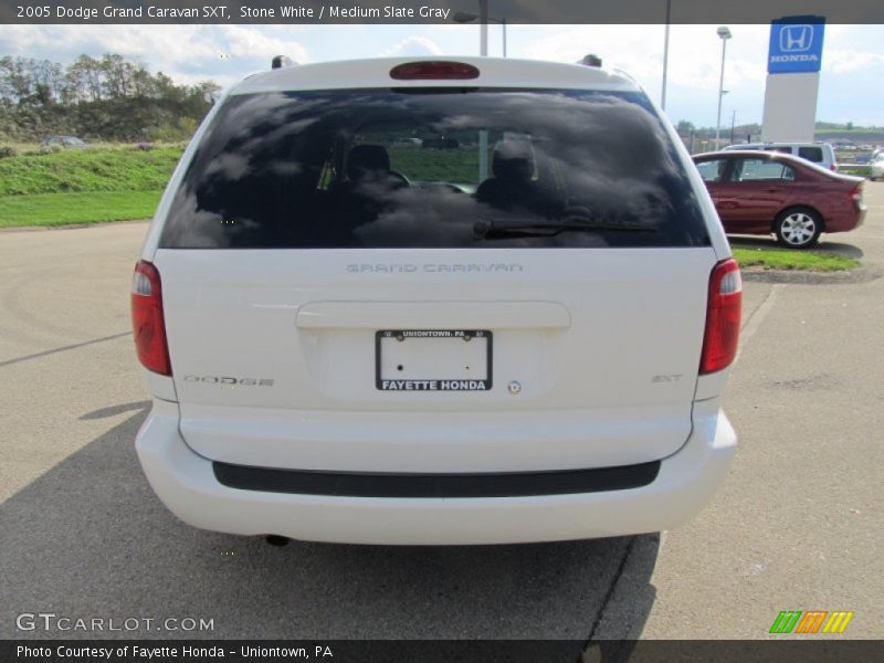 Stone White / Medium Slate Gray 2005 Dodge Grand Caravan SXT