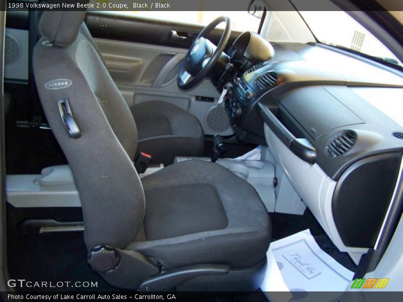 Black / Black 1998 Volkswagen New Beetle 2.0 Coupe
