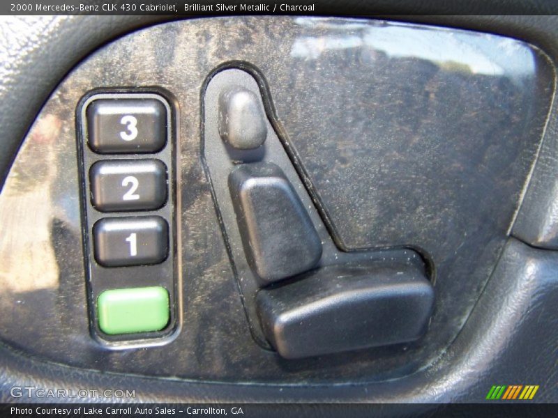 Controls of 2000 CLK 430 Cabriolet