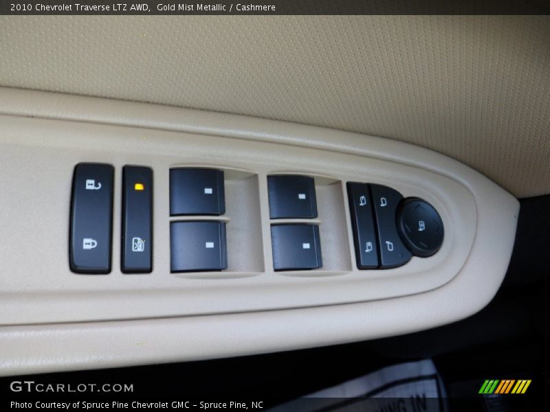 Controls of 2010 Traverse LTZ AWD