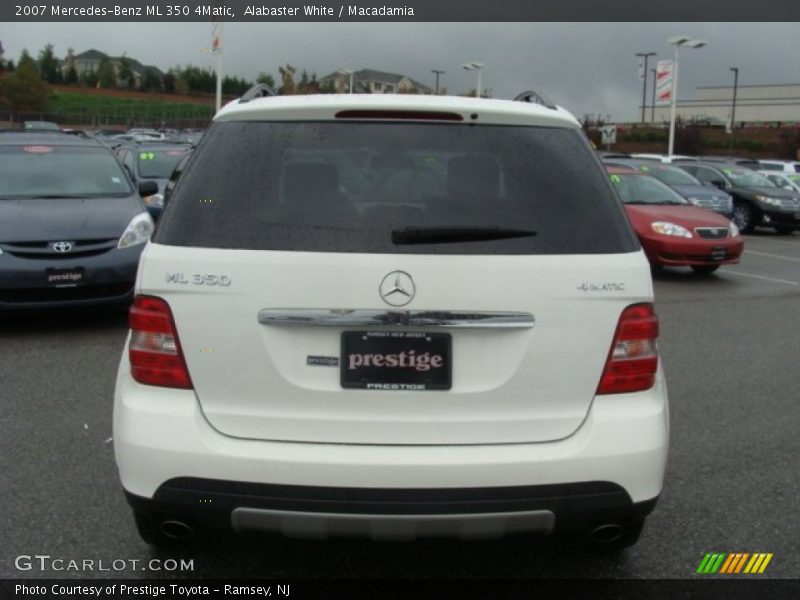 Alabaster White / Macadamia 2007 Mercedes-Benz ML 350 4Matic