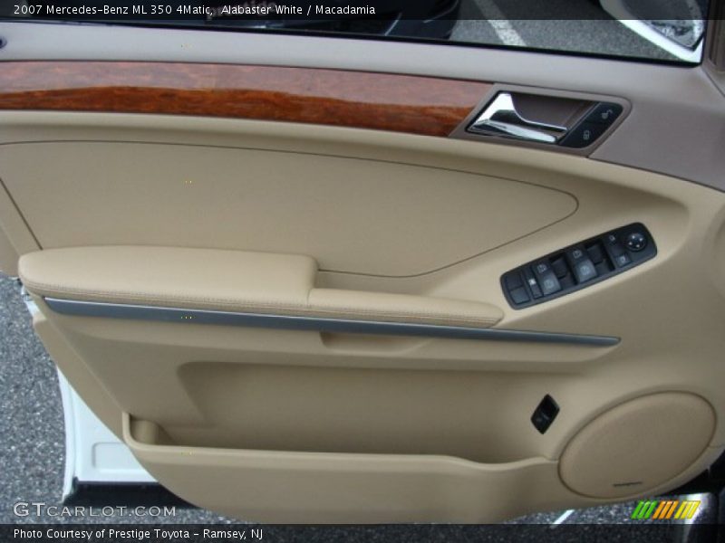 Alabaster White / Macadamia 2007 Mercedes-Benz ML 350 4Matic