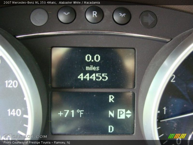 Alabaster White / Macadamia 2007 Mercedes-Benz ML 350 4Matic