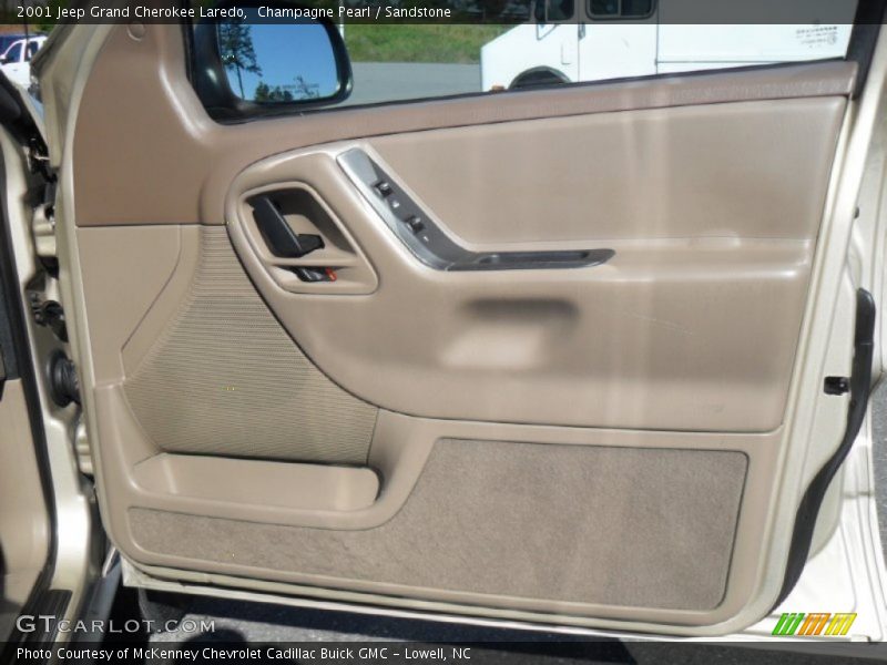 Champagne Pearl / Sandstone 2001 Jeep Grand Cherokee Laredo