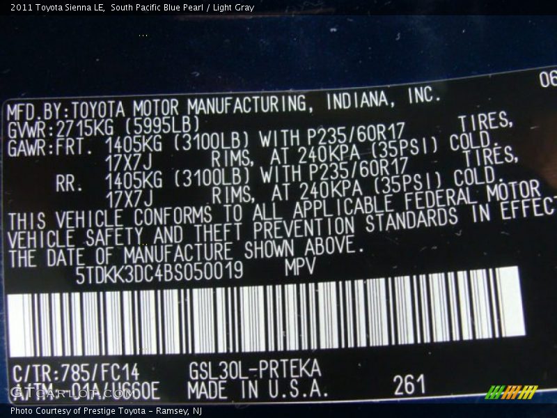 South Pacific Blue Pearl / Light Gray 2011 Toyota Sienna LE