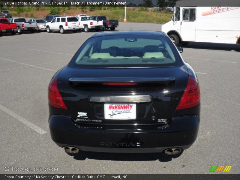 Black / Parchment/Dark Pewter 2004 Pontiac Grand Prix GTP Sedan