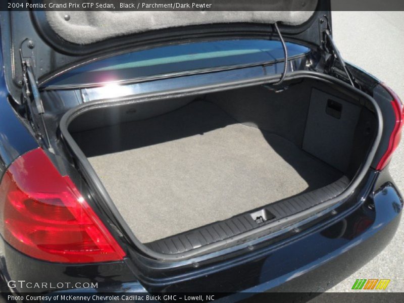 Black / Parchment/Dark Pewter 2004 Pontiac Grand Prix GTP Sedan