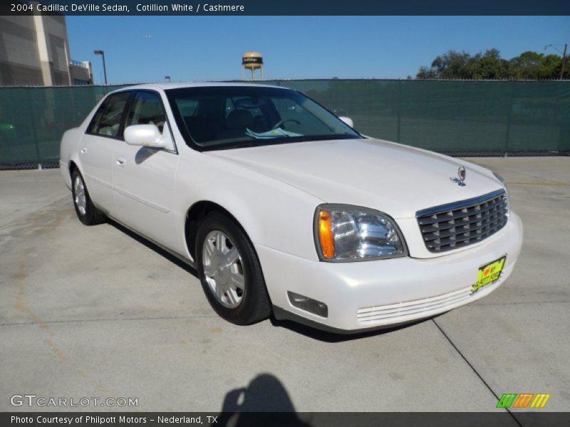 Cotillion White / Cashmere 2004 Cadillac DeVille Sedan