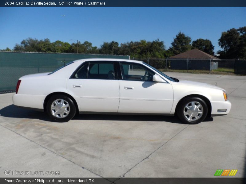Cotillion White / Cashmere 2004 Cadillac DeVille Sedan