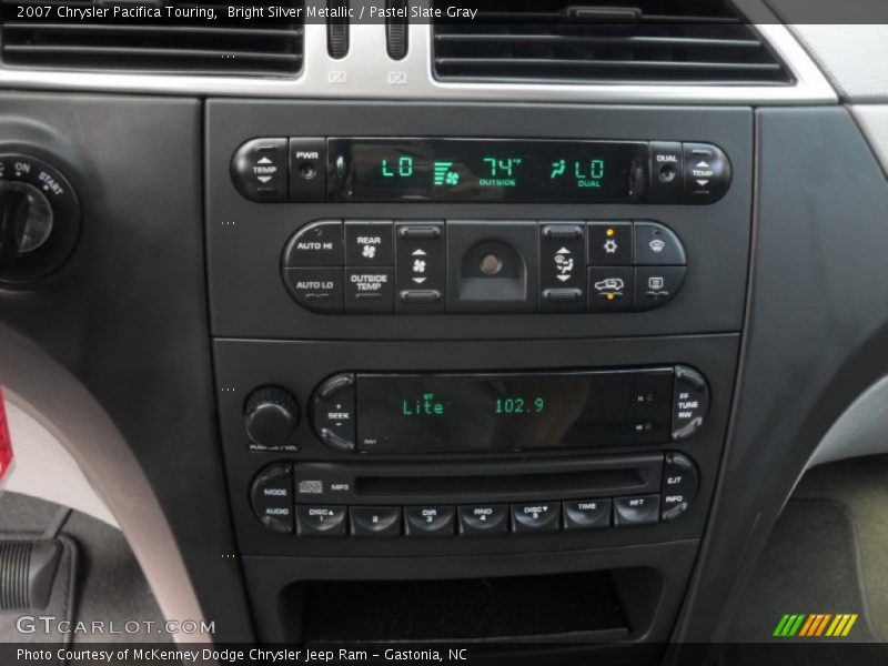 Bright Silver Metallic / Pastel Slate Gray 2007 Chrysler Pacifica Touring