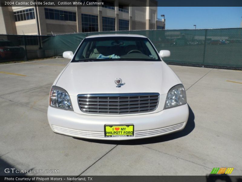 Cotillion White / Cashmere 2004 Cadillac DeVille Sedan