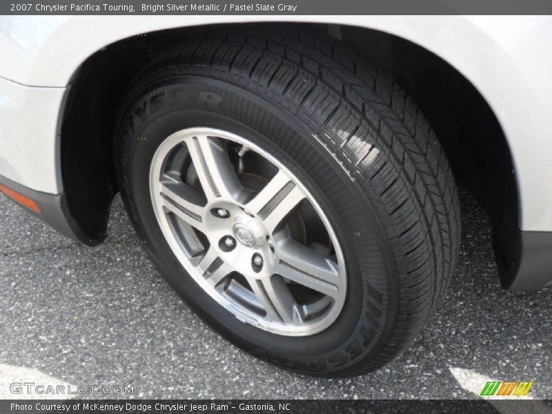 Bright Silver Metallic / Pastel Slate Gray 2007 Chrysler Pacifica Touring