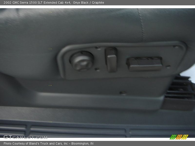 Onyx Black / Graphite 2002 GMC Sierra 1500 SLT Extended Cab 4x4