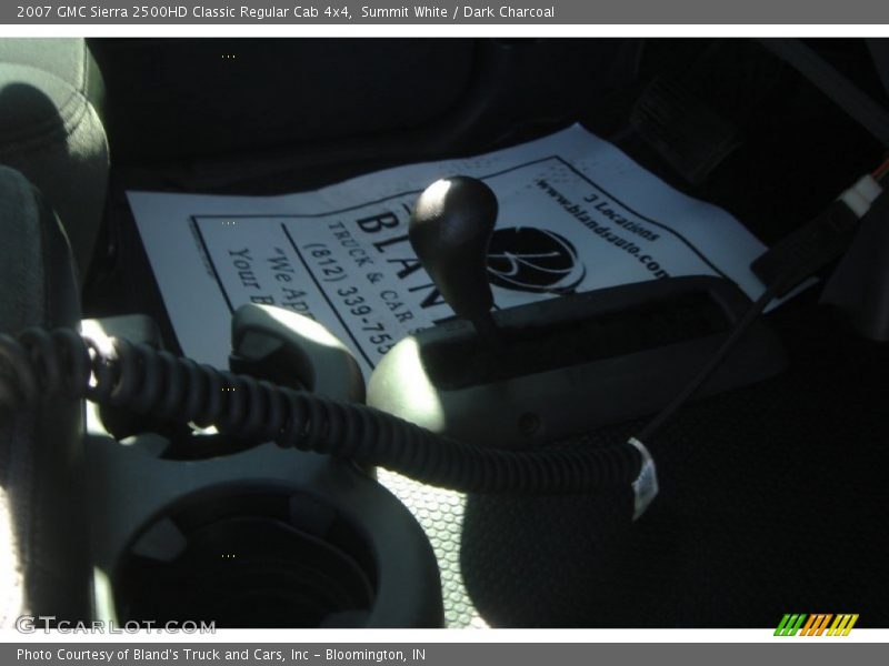 Summit White / Dark Charcoal 2007 GMC Sierra 2500HD Classic Regular Cab 4x4