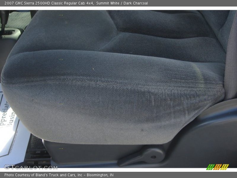 Summit White / Dark Charcoal 2007 GMC Sierra 2500HD Classic Regular Cab 4x4