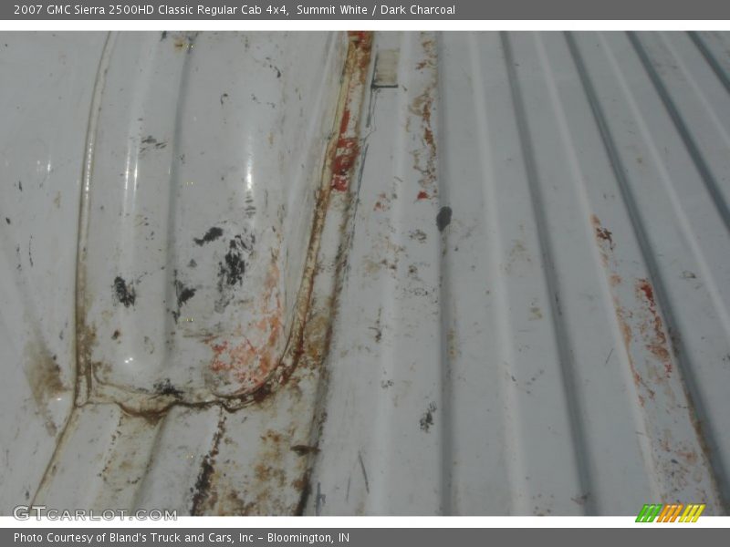 Summit White / Dark Charcoal 2007 GMC Sierra 2500HD Classic Regular Cab 4x4