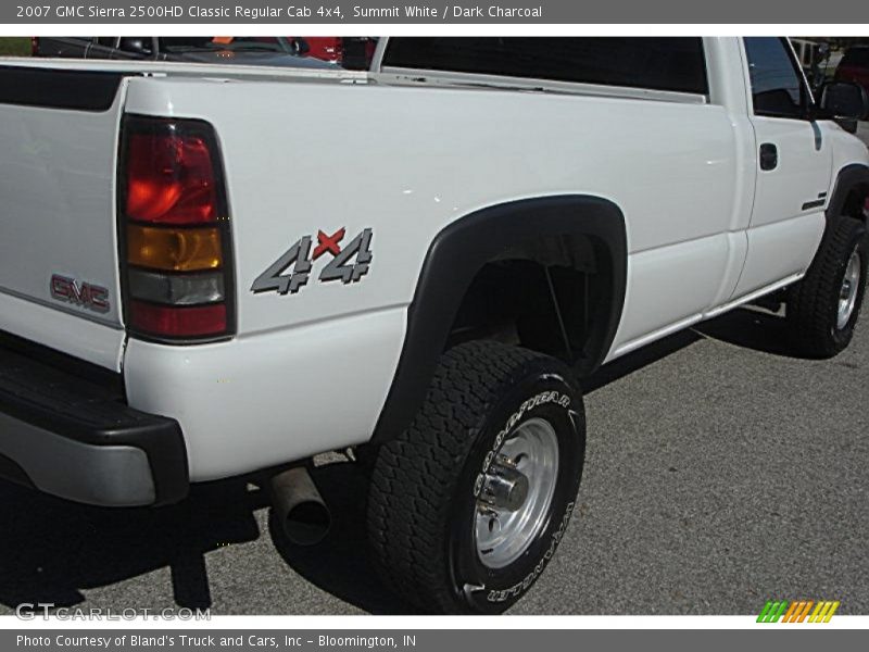 Summit White / Dark Charcoal 2007 GMC Sierra 2500HD Classic Regular Cab 4x4