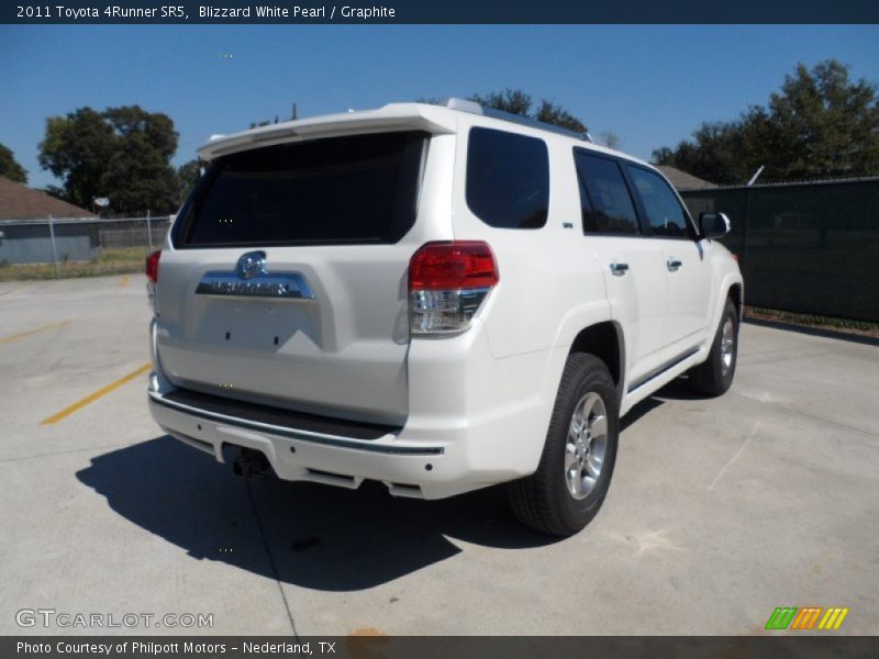 Blizzard White Pearl / Graphite 2011 Toyota 4Runner SR5