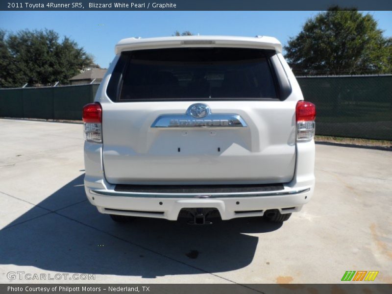 Blizzard White Pearl / Graphite 2011 Toyota 4Runner SR5