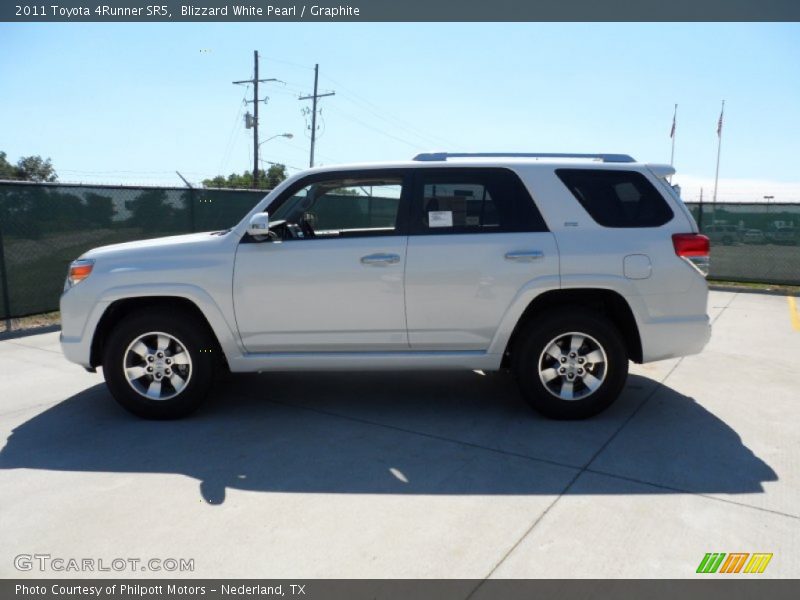 Blizzard White Pearl / Graphite 2011 Toyota 4Runner SR5