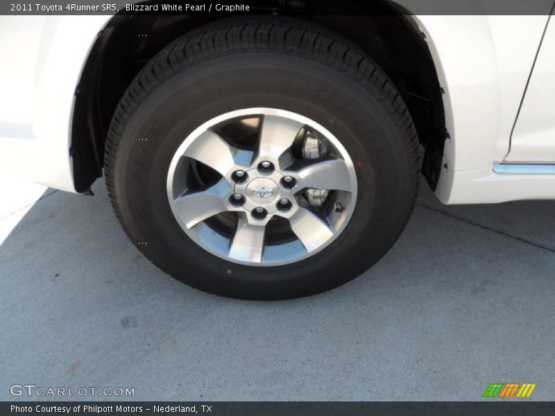 Blizzard White Pearl / Graphite 2011 Toyota 4Runner SR5