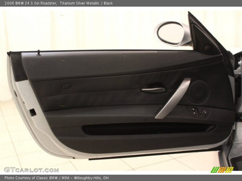 Titanium Silver Metallic / Black 2006 BMW Z4 3.0si Roadster