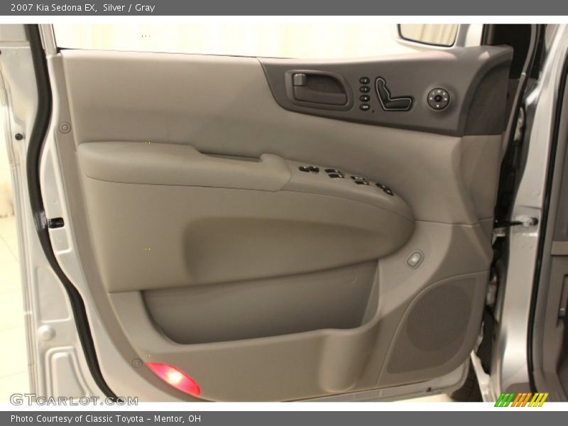 Silver / Gray 2007 Kia Sedona EX