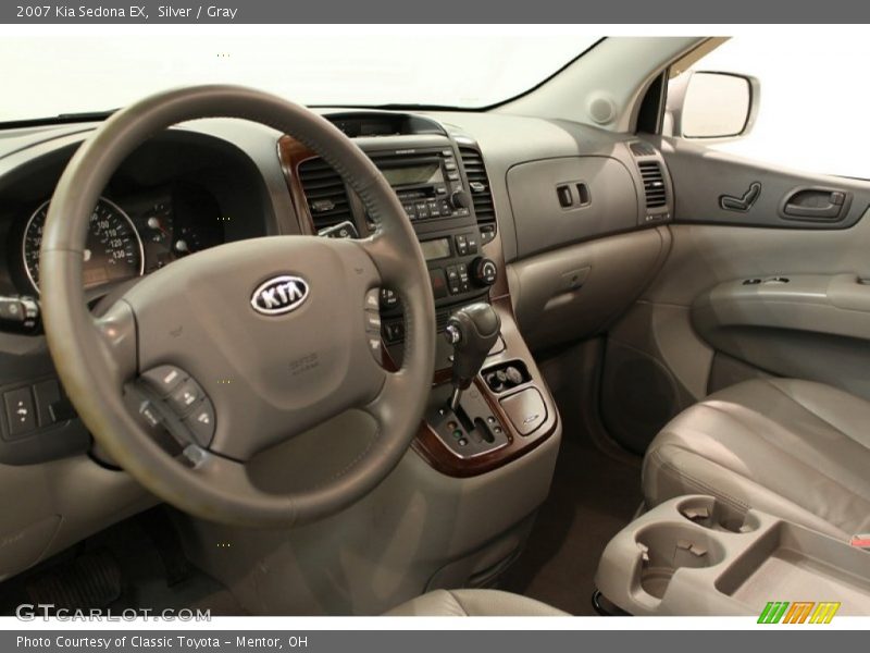 Silver / Gray 2007 Kia Sedona EX