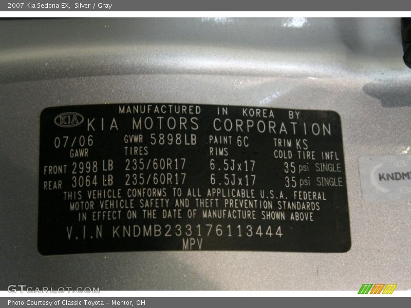 Silver / Gray 2007 Kia Sedona EX