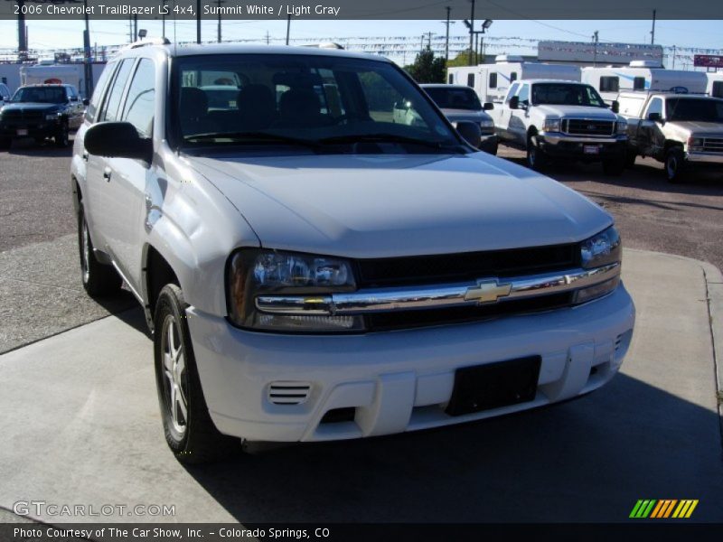 Summit White / Light Gray 2006 Chevrolet TrailBlazer LS 4x4