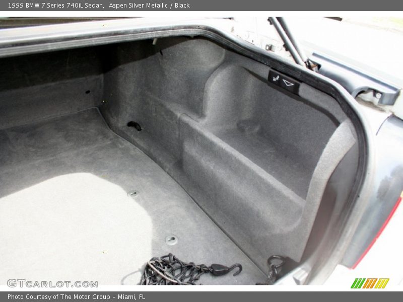  1999 7 Series 740iL Sedan Trunk