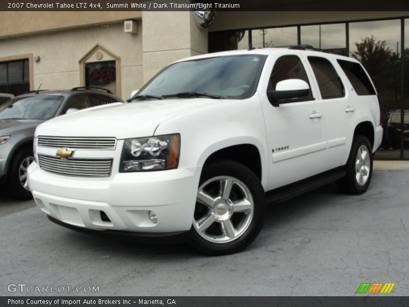 Front 3/4 View of 2007 Tahoe LTZ 4x4