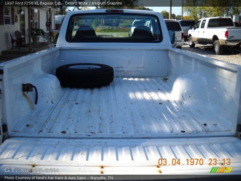 Oxford White / Medium Graphite 1997 Ford F250 XL Regular Cab