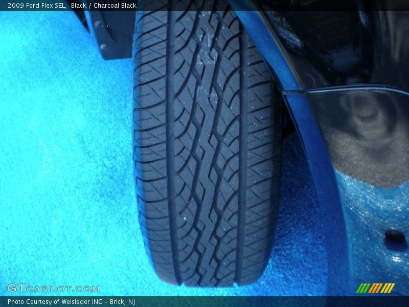 Black / Charcoal Black 2009 Ford Flex SEL