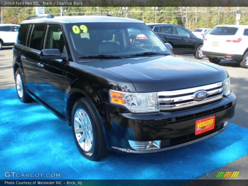 Black / Charcoal Black 2009 Ford Flex SEL