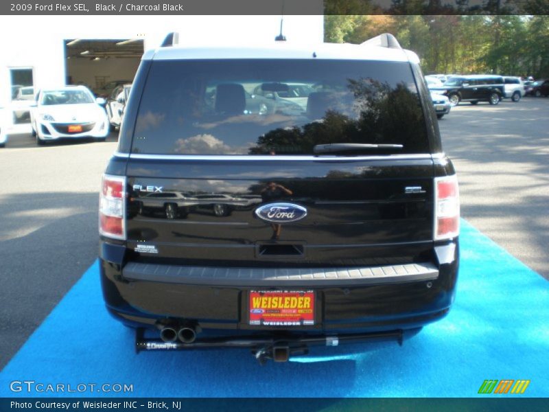 Black / Charcoal Black 2009 Ford Flex SEL