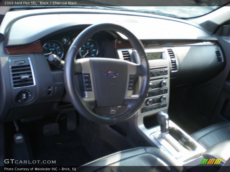 Black / Charcoal Black 2009 Ford Flex SEL