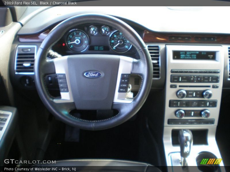 Black / Charcoal Black 2009 Ford Flex SEL