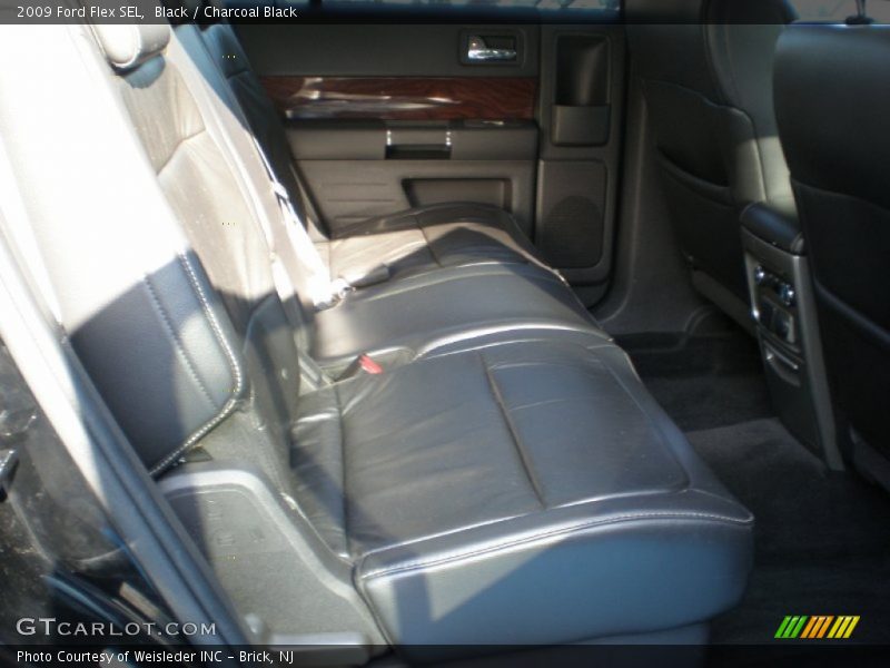 Black / Charcoal Black 2009 Ford Flex SEL