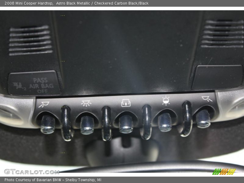 Astro Black Metallic / Checkered Carbon Black/Black 2008 Mini Cooper Hardtop