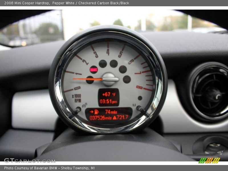 Pepper White / Checkered Carbon Black/Black 2008 Mini Cooper Hardtop