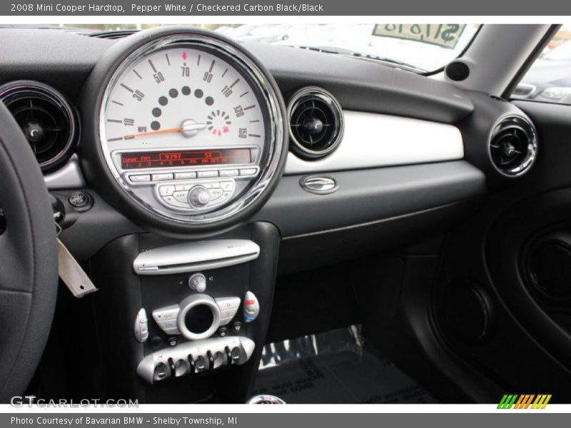 Pepper White / Checkered Carbon Black/Black 2008 Mini Cooper Hardtop