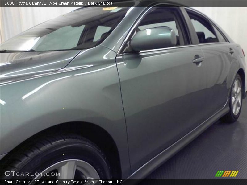 Aloe Green Metallic / Dark Charcoal 2008 Toyota Camry SE