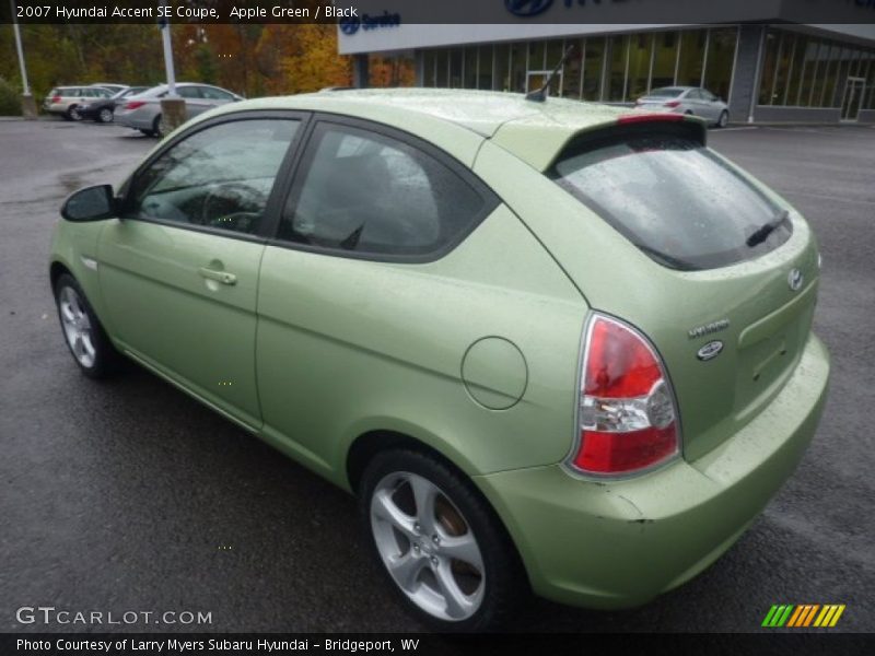 Apple Green / Black 2007 Hyundai Accent SE Coupe