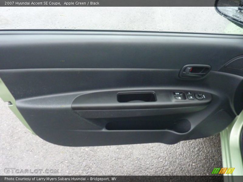 Apple Green / Black 2007 Hyundai Accent SE Coupe