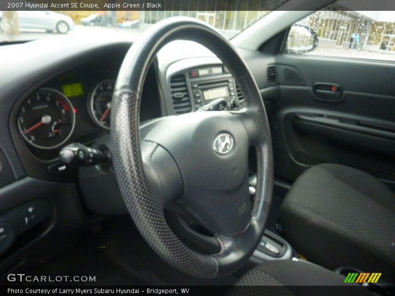 Apple Green / Black 2007 Hyundai Accent SE Coupe